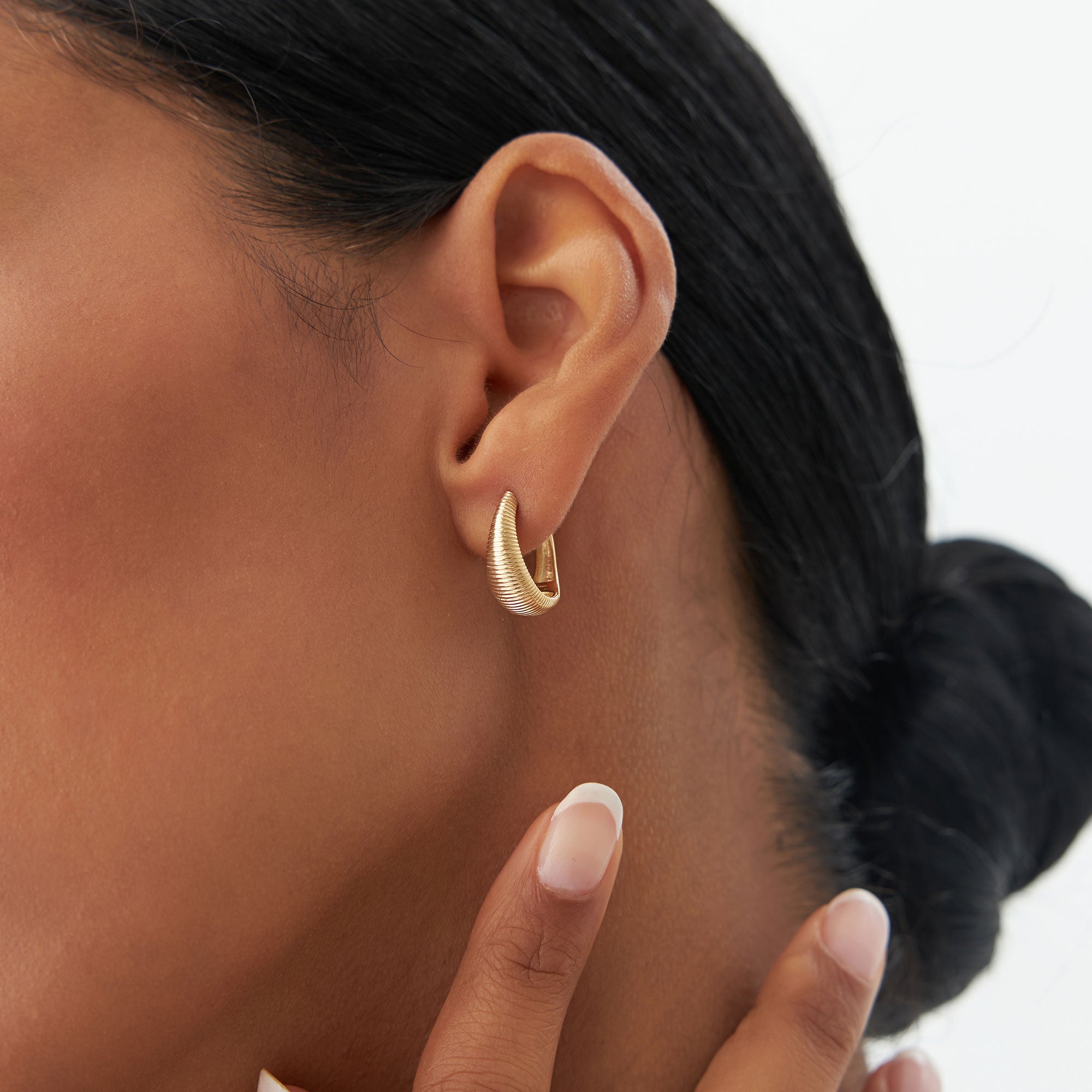 OBFJ1092 - Ribbed Teardrop Hoop Earrings earrings in selectable metal and diamond options - Roselle Jewelry view 4