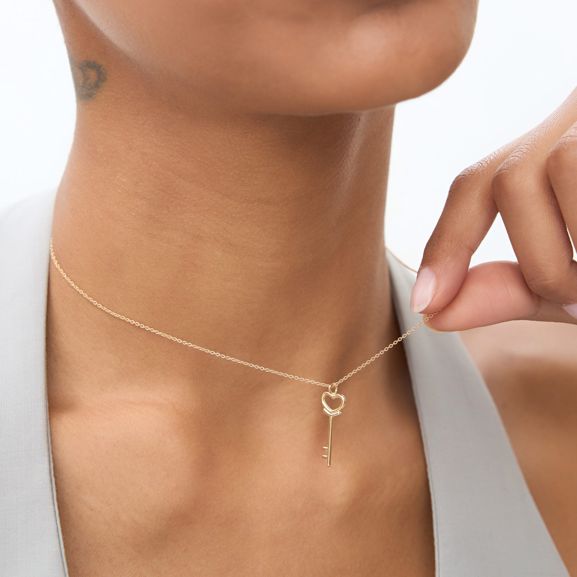 OBFJ0937 - 14K Heart Key Necklace 5