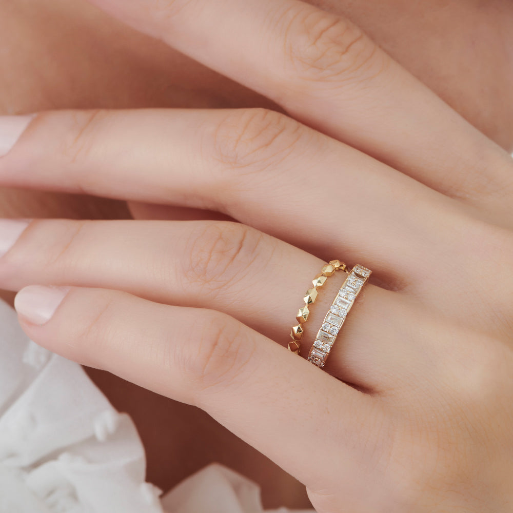 OBFJ1532 - 14k Petite Mini Pyramid Ring 3