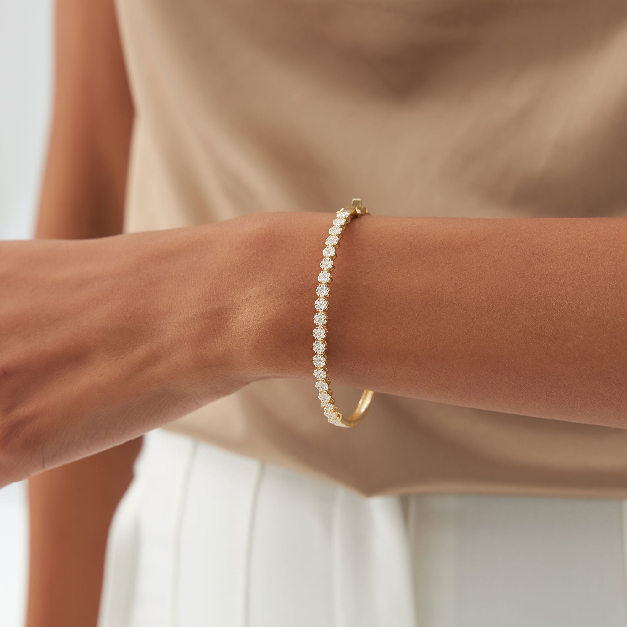 OBFJ1114 - 14k 1.15ctw Luxurious Cluster Diamond Bangle 2