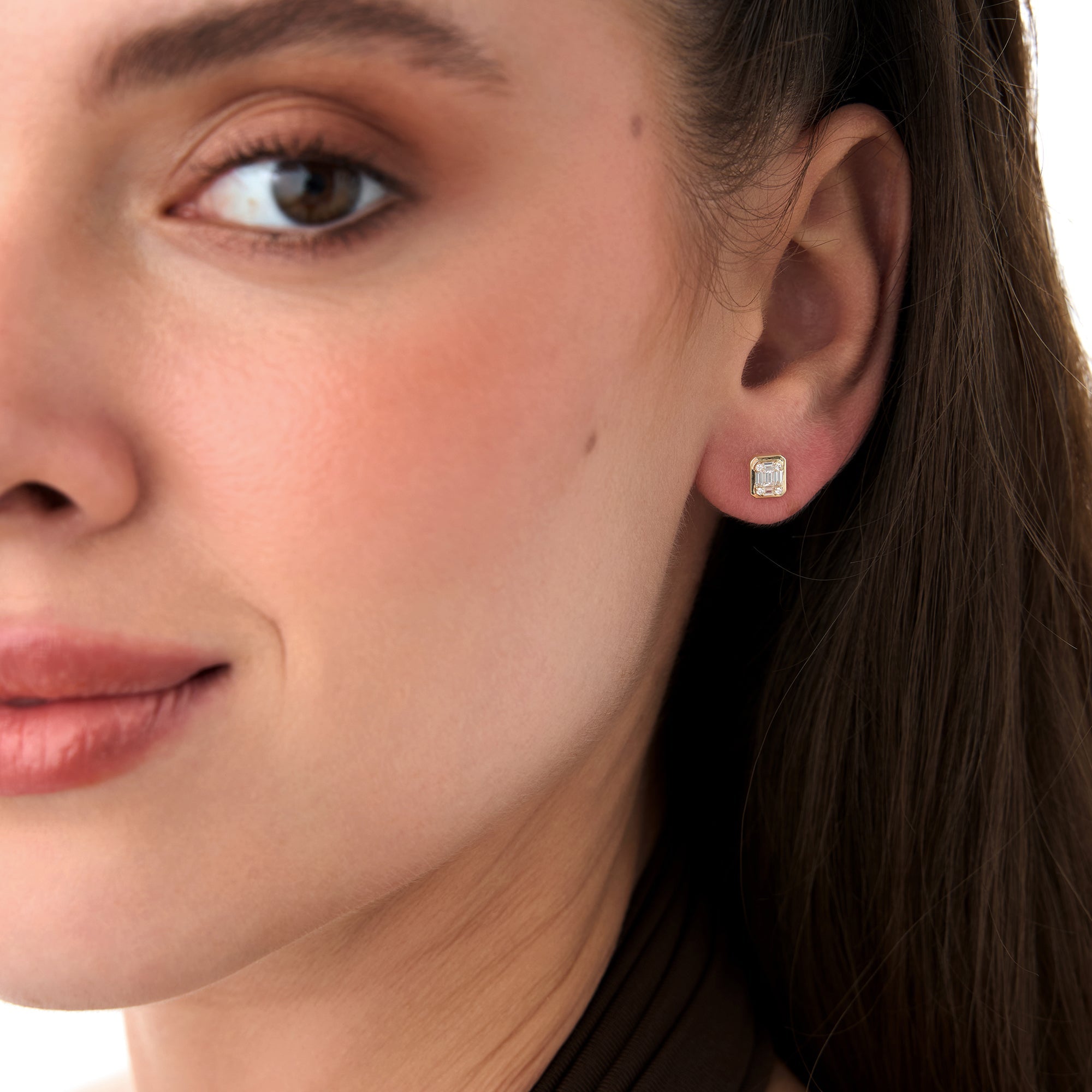 OBFJ0675 - 14k Baguette and Round Illusion Setting Diamond Studs 2