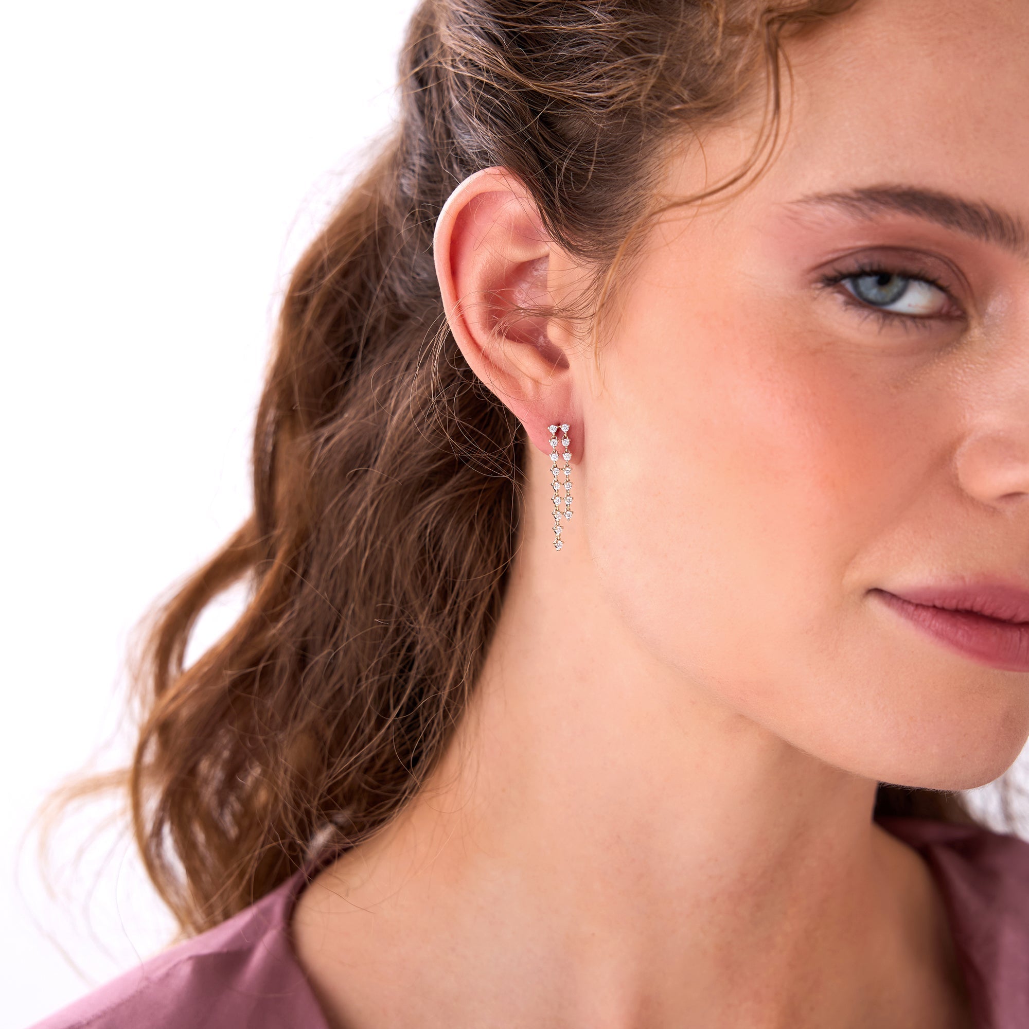 OBFJ0629 - 14k Gold Diamond Chandelier Earrings 3