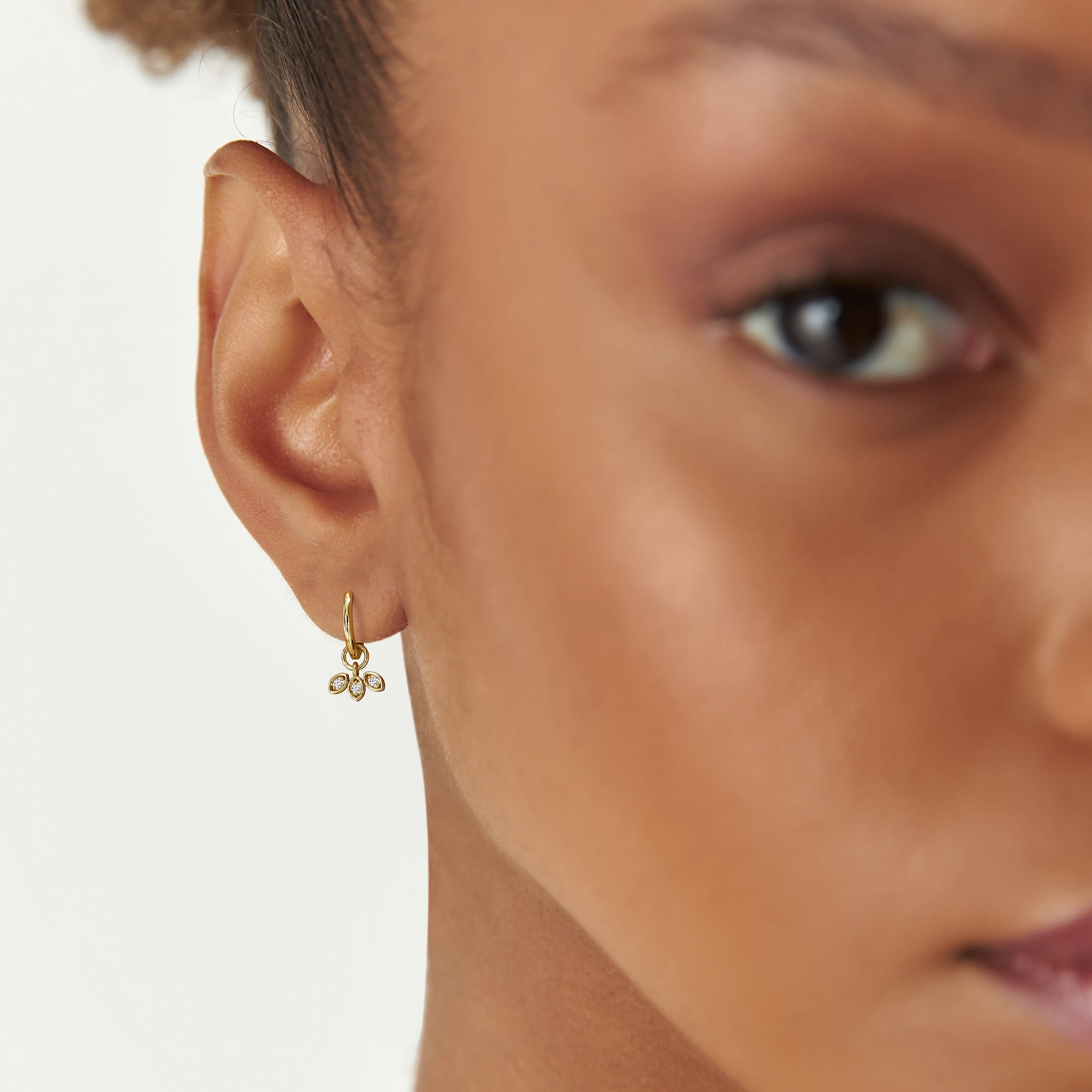 OBFJ1070 - 14k Leaf Shape Hoop Charm 3