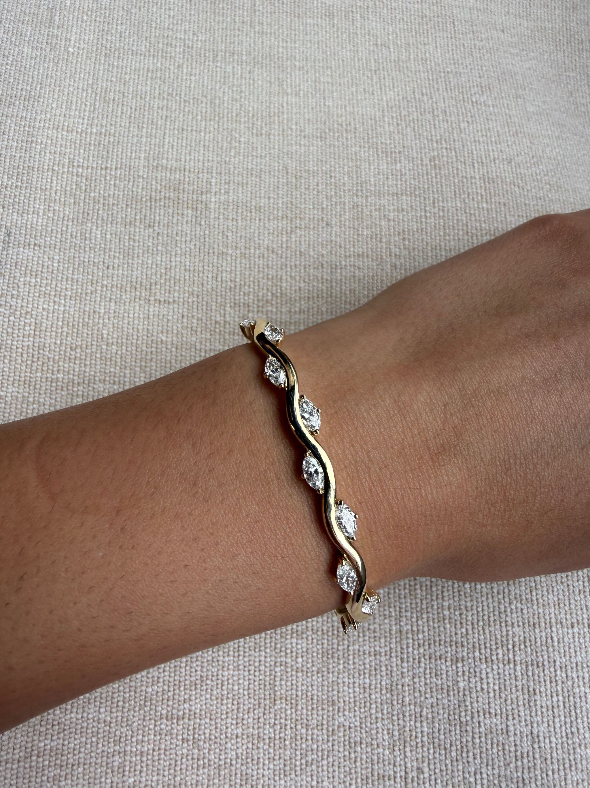 OBFJ0041 - 14K Gold Lab Grown Marquise Diamond Wavy Bangle 4