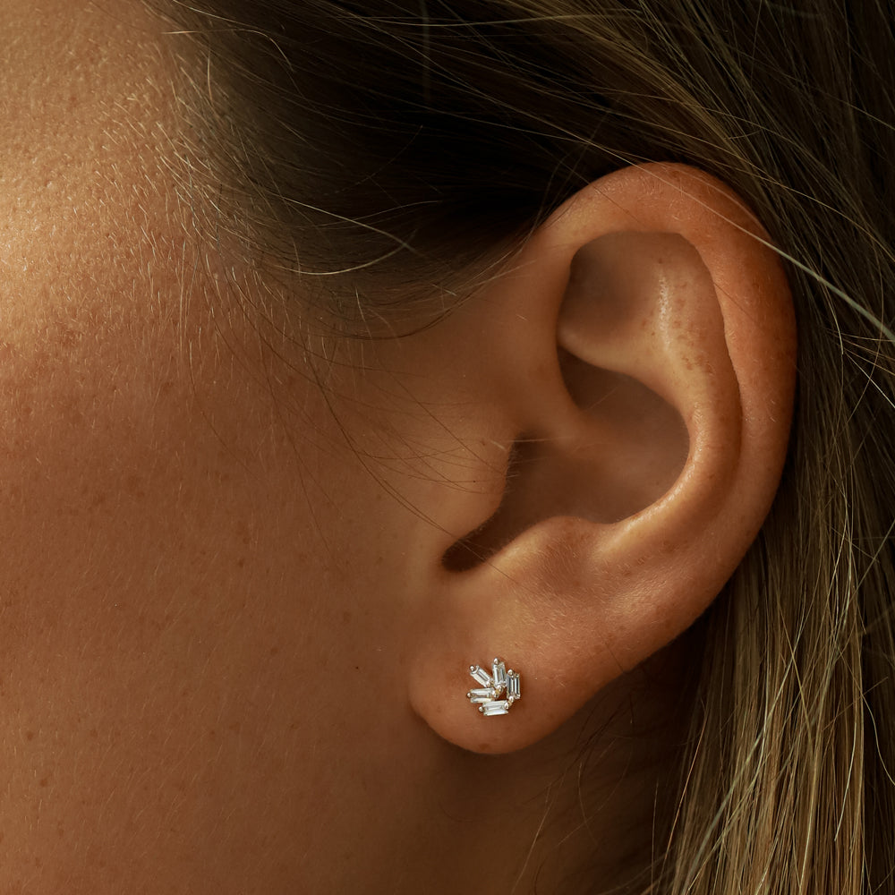 OBFJ2142 - 14k Dainty Minimal Baguette Diamond Studs 3