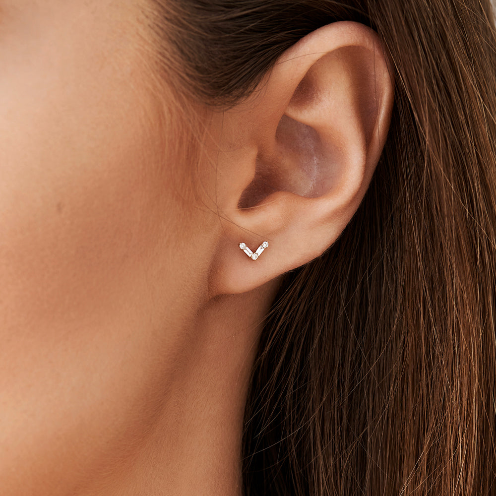 OBFJ0169 - 14k Rose Minimal Baguette and Round Diamond Earrings 2