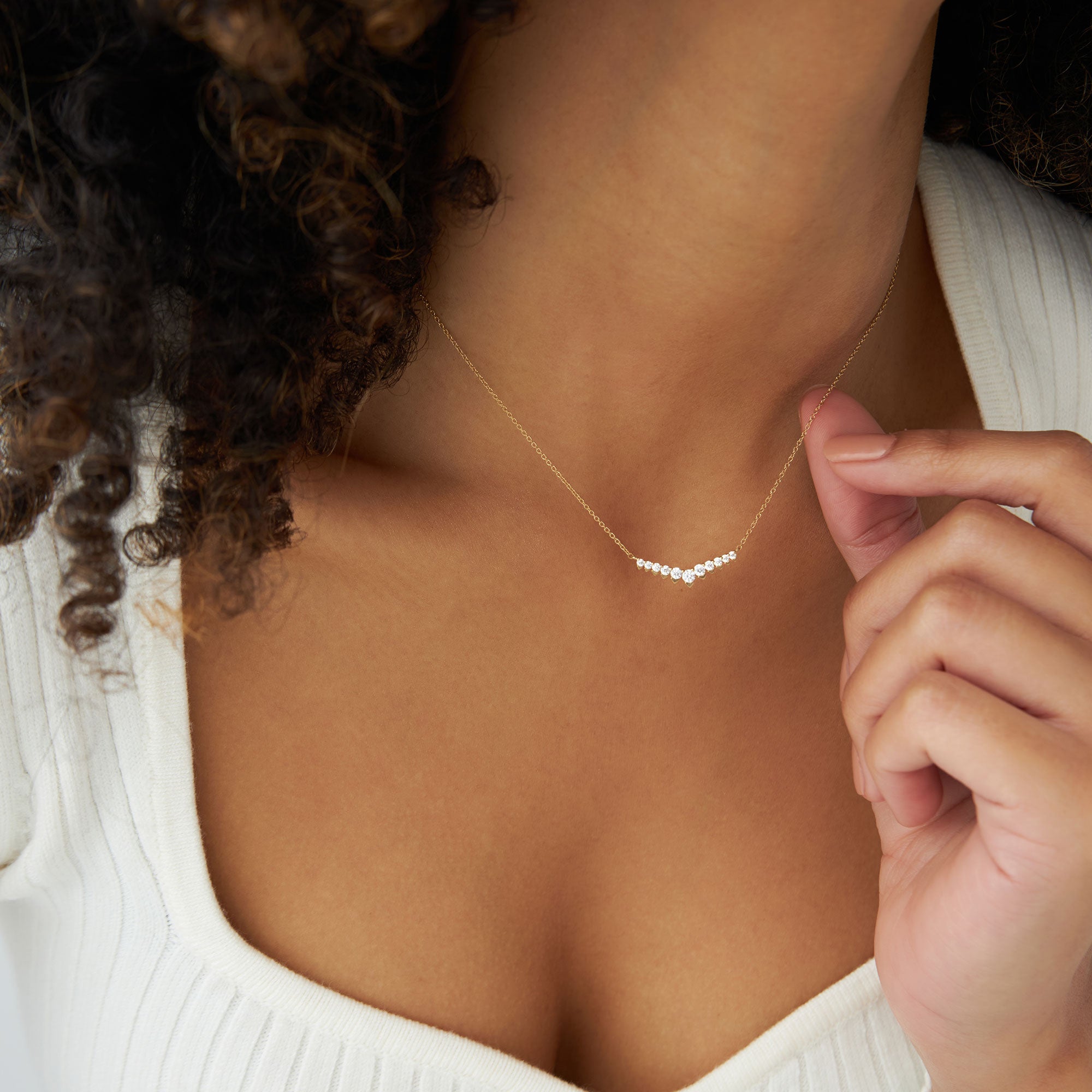 OBFJ1131 - 14k V Prong Chevron Diamond Necklace 4