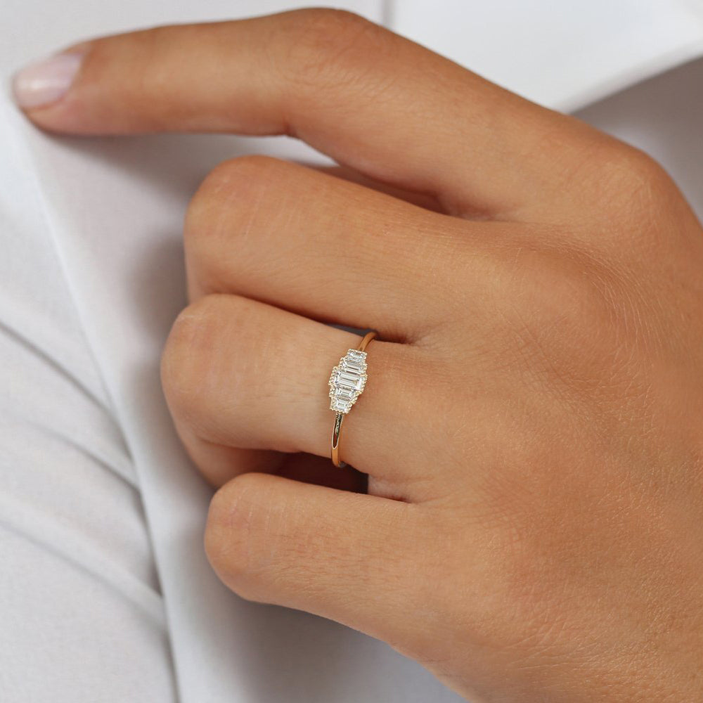 OBFJ1744 - 14K Gold Step Cut Baguette Diamond Ring 5