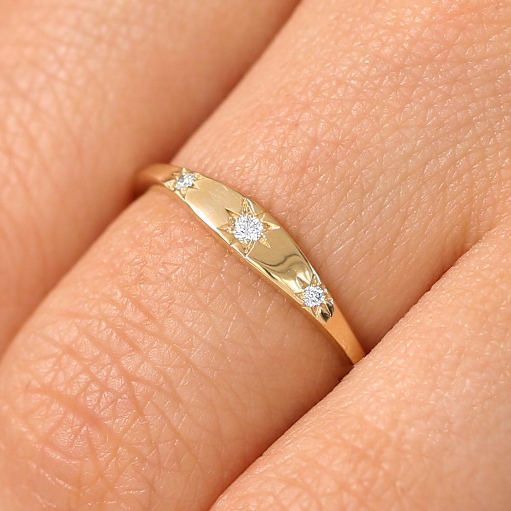 OBFJ1878 - 14K Gold Star Setting 3 Diamond Stacking Ring 2