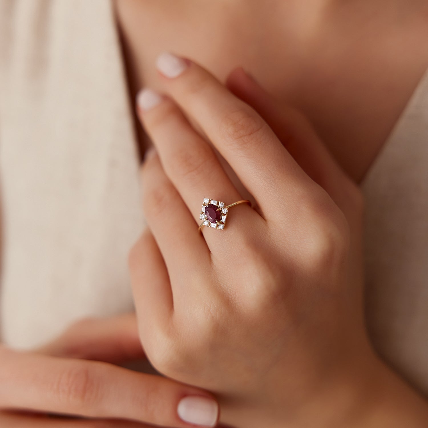 OBFJ1856 - 14K Unique Natural Ruby and Baguette Ring 3