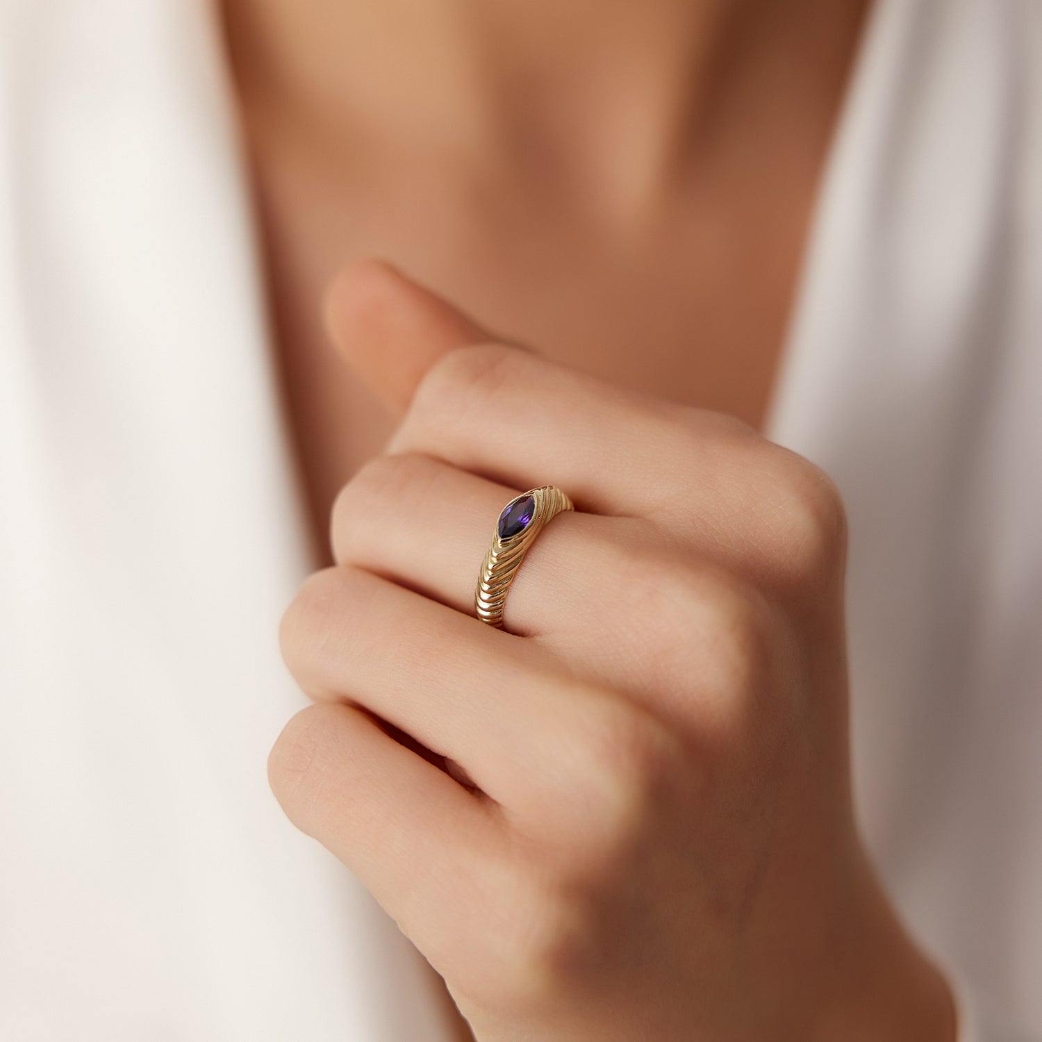 OBFJ1434 - 14k Marquise Shape Amethyst Beveled Ring 2