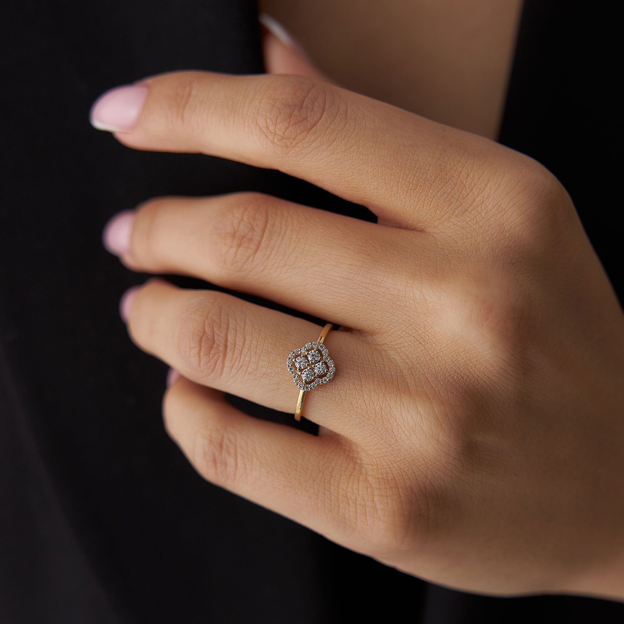 OBFJ1243 - 14k Clover Diamond Cluster Ring 3