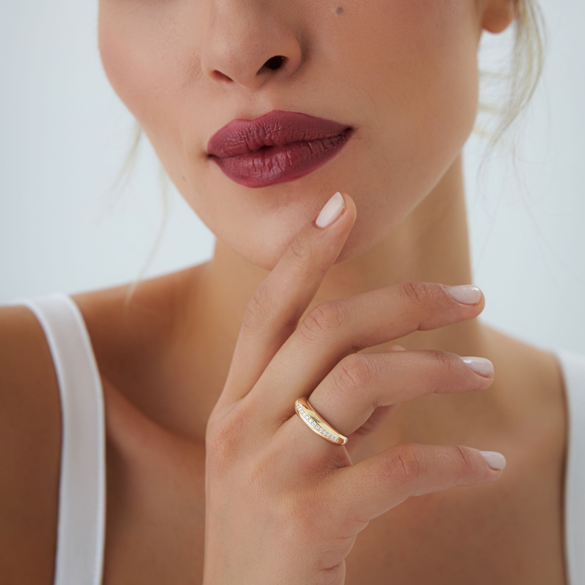 OBFJ1236 - 14k Gold Diamond Dome Balloon Ring 4