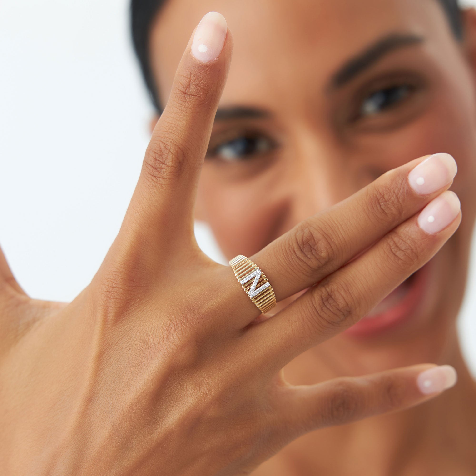 OBFJ1159 - 14k Ribed Cage Diamond Initial Ring 3