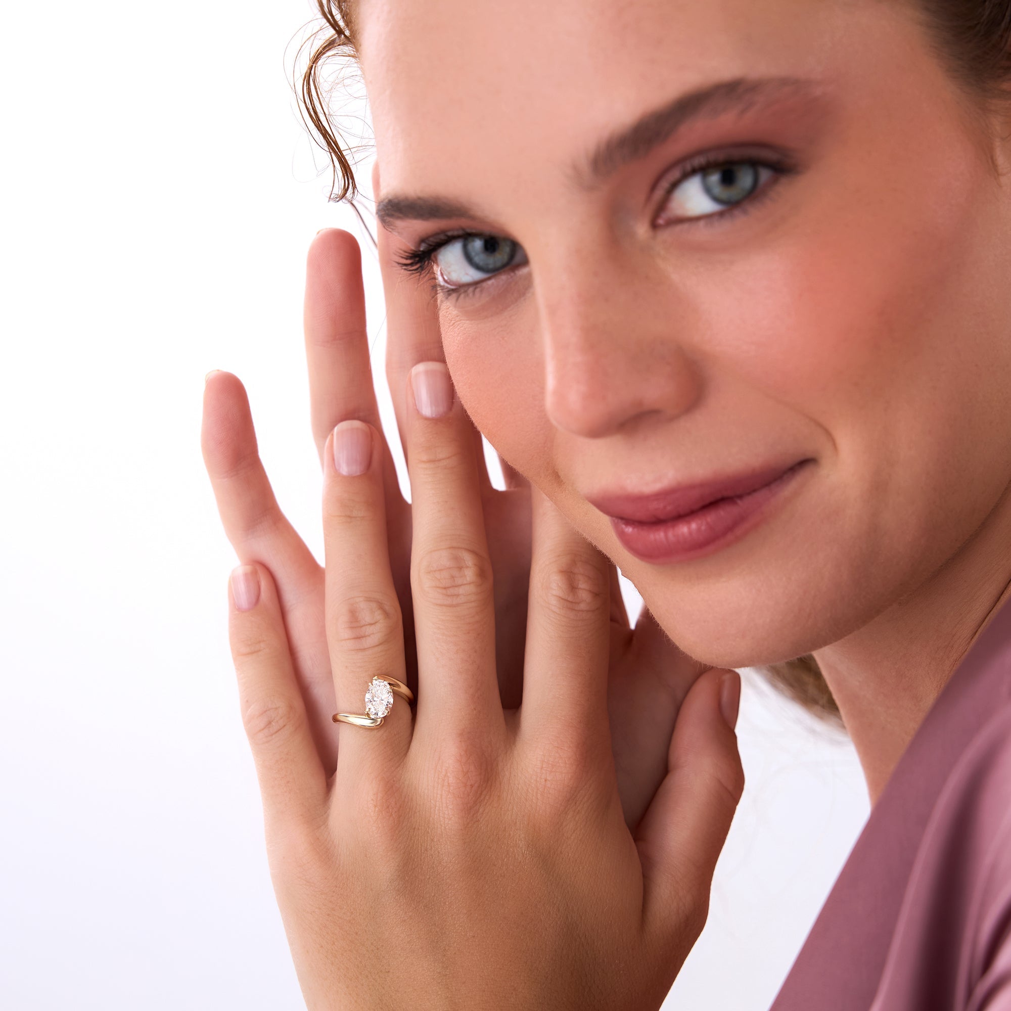 OBFJ0019 - 1.50 Ctw Lab Grown Oval Shaped Diamond Bypass Ring - Flavia - 14K Gold 2