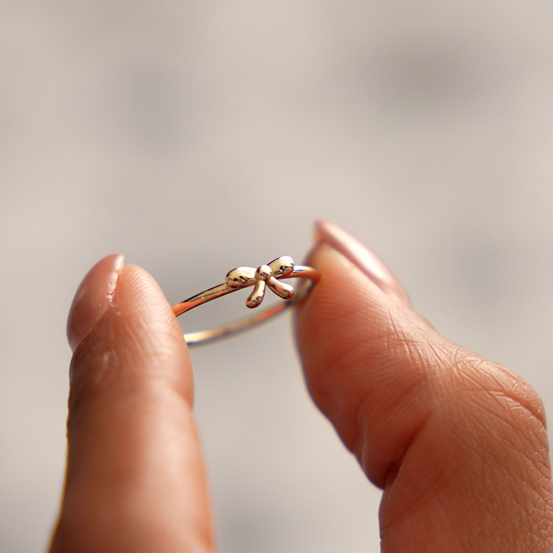 OBFJ0521 - 14k Plain Gold Balloon Bow Ring 3