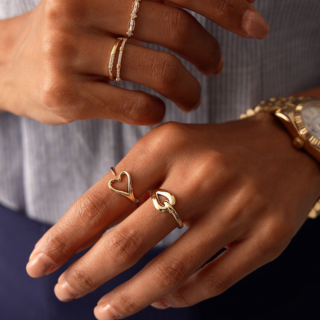 OBFJ0530 - 14k Gold Modern Knot Ring 4
