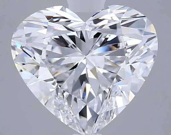 2.54ct Heart Lab Grown Diamond (Colour D, Clarity VVS2, IGI Certified)