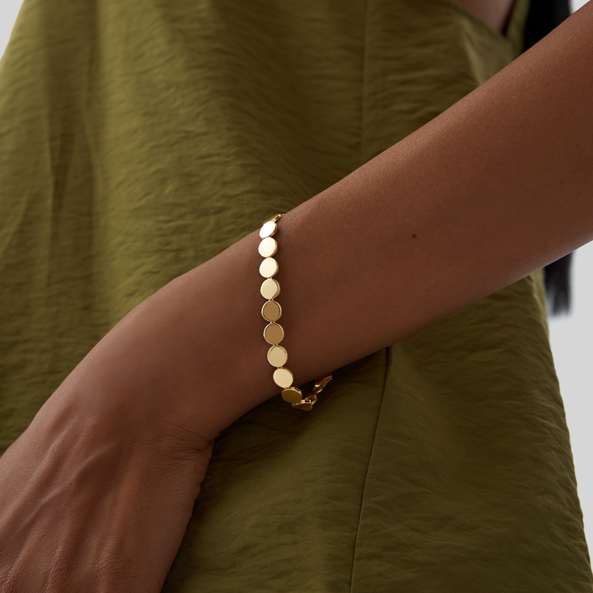 OBFJ0739 - 14K Gold 6.5MM Wide Round Link Bracelet 3