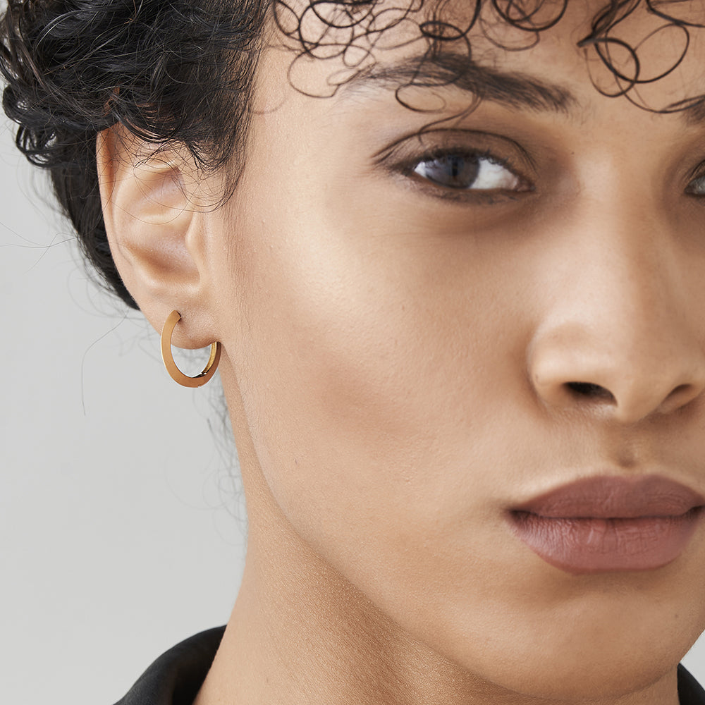 OBFJ2179 - 14k Gold Flat Hoop Earrings 2