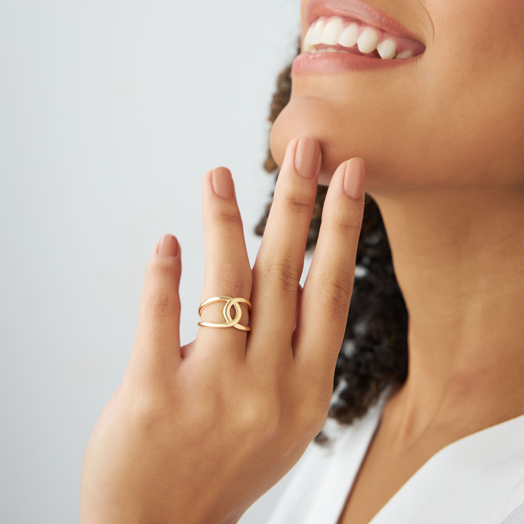 OBFJ1129 - 14k Gold Infinity Knot Ring 4
