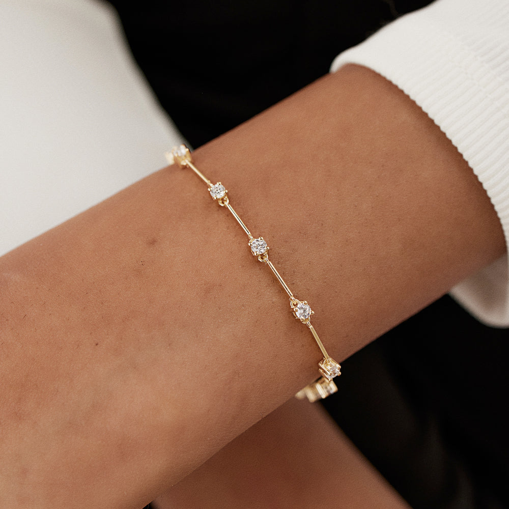OBFJ1477 - Bar and Diamond Infinity Bracelet 0.85 ctw bracelets in selectable metal and diamond options - Roselle Jewelry view 2