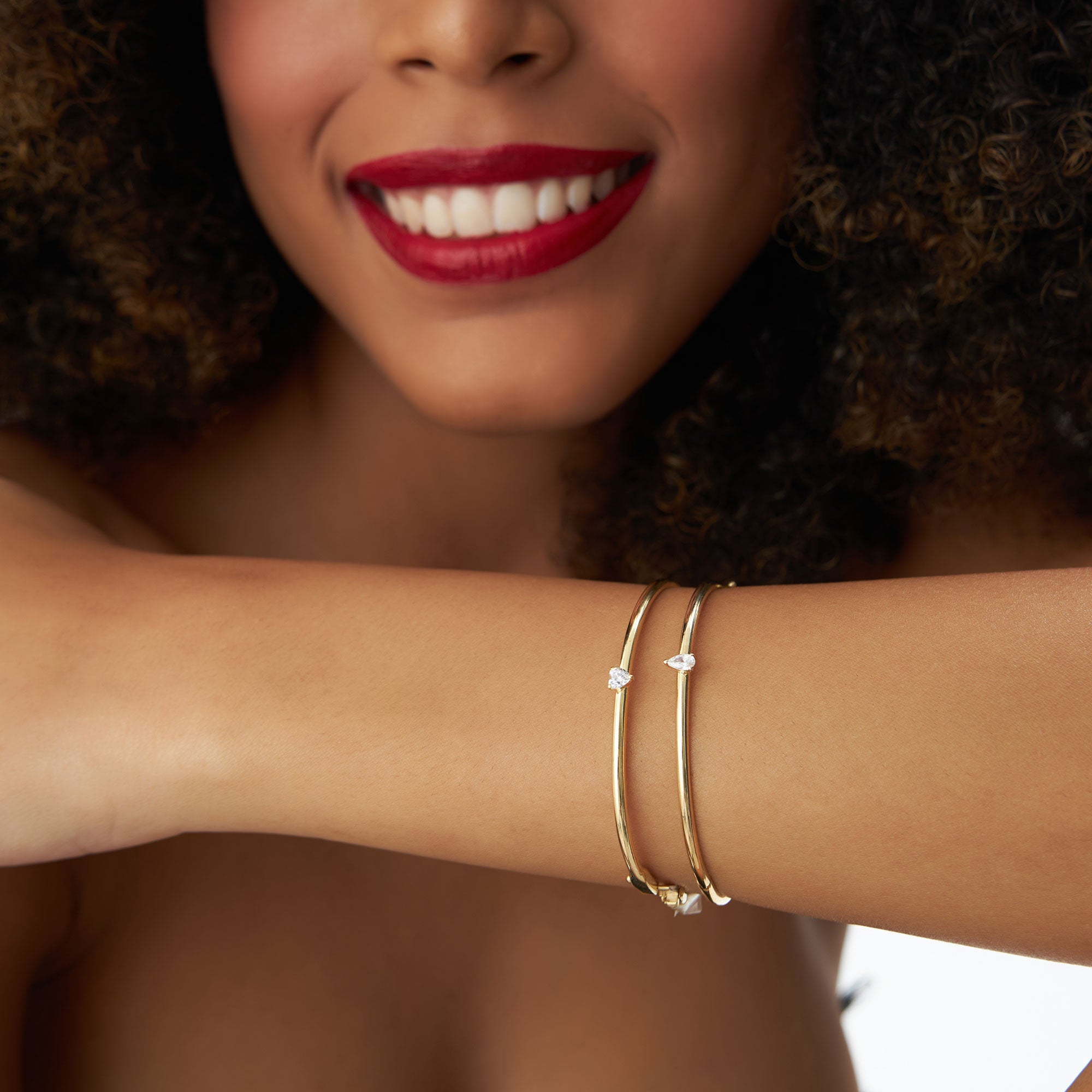 OBFJ0939 - 14K Pear Shape Diamond Solitare Bangle 4