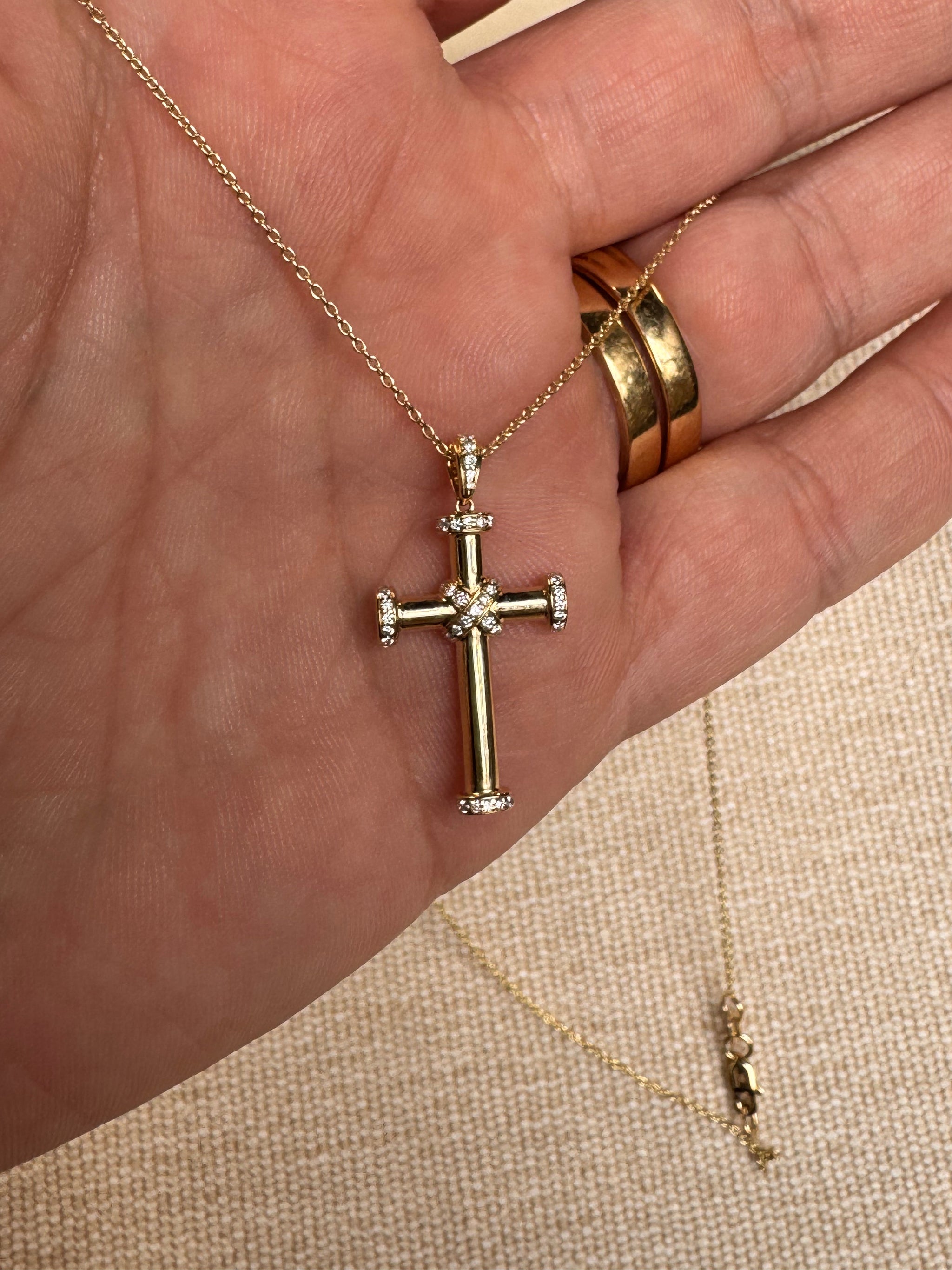 OBFJ0043 - 14K Gold Contemporary Diamond Cross Necklace 2
