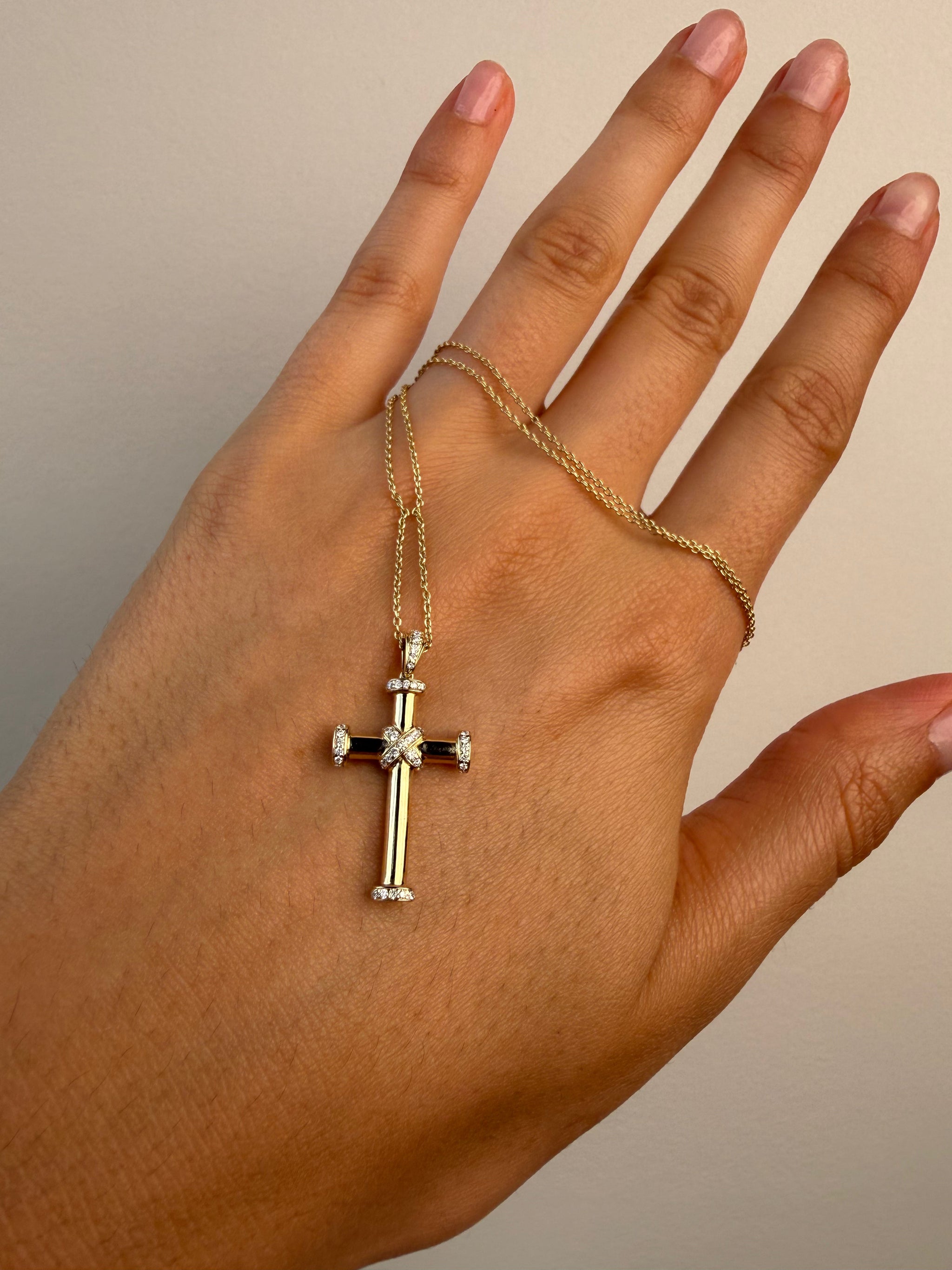 OBFJ0043 - 14K Gold Contemporary Diamond Cross Necklace 4