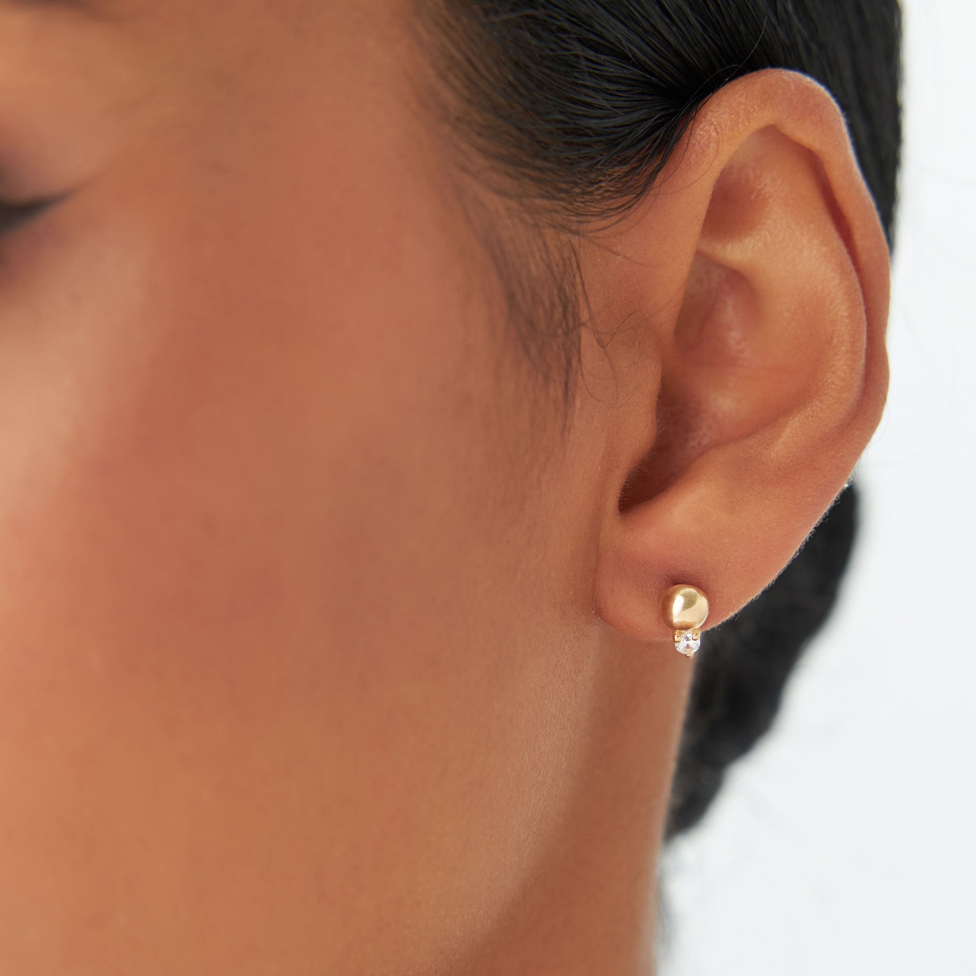 OBFJ1208 - 14K Gold Diamond Ball Studs 3