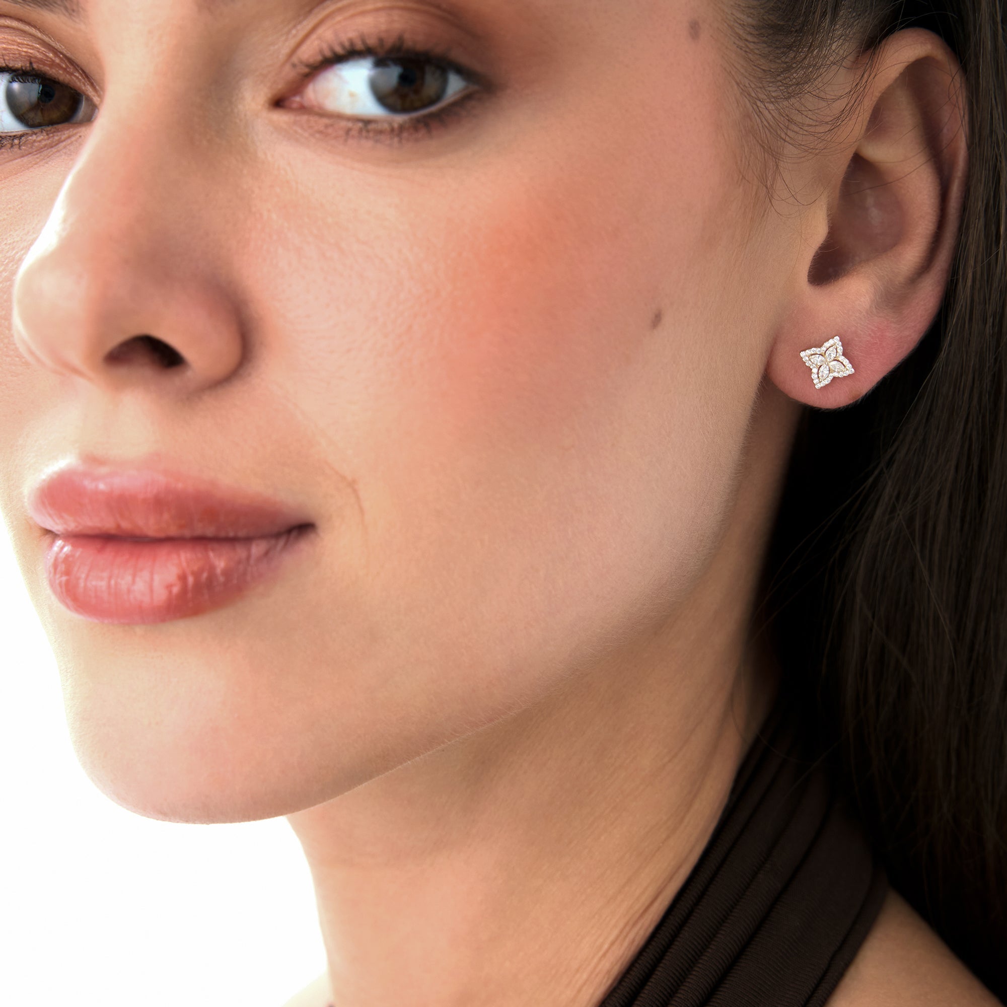 OBFJ0669 - 14k Diamond Petal Halo Stud Earrings 2