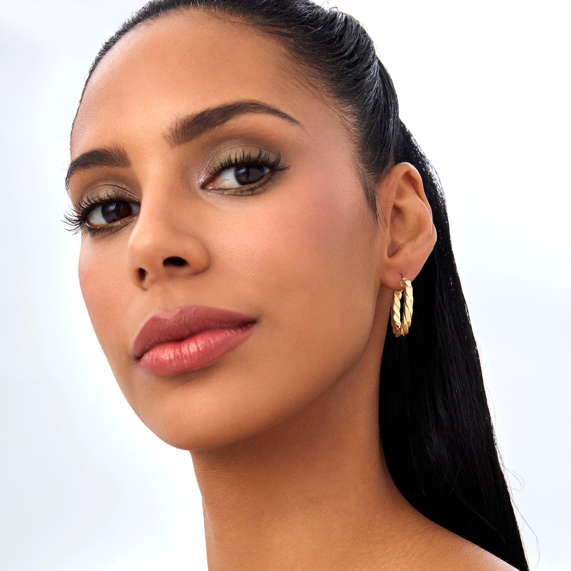 OBFJ0777 - 14k Bold Twisted Oval Hoops 5