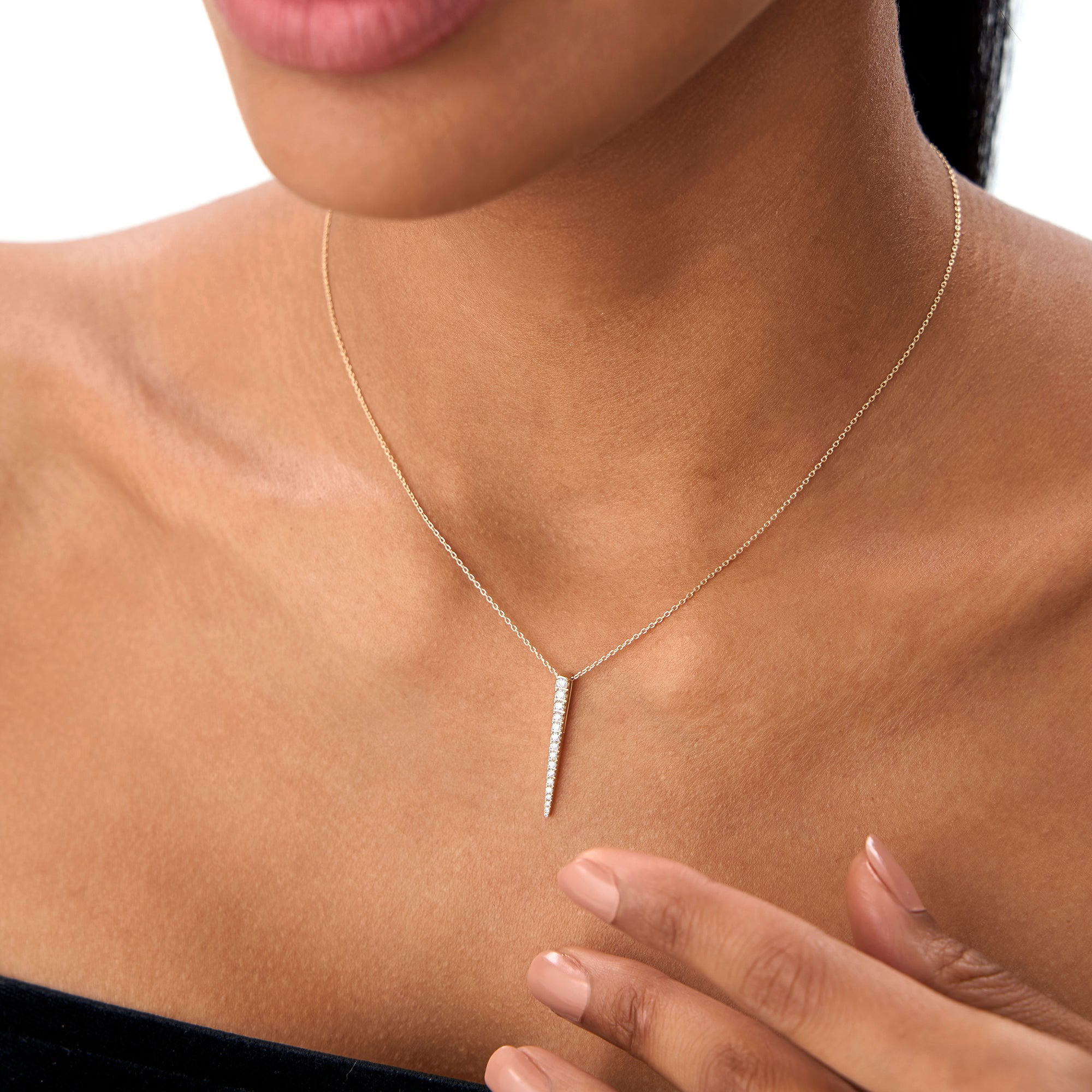 OBFJ0872 - 14K Tapered Diamond Bar Necklace 2