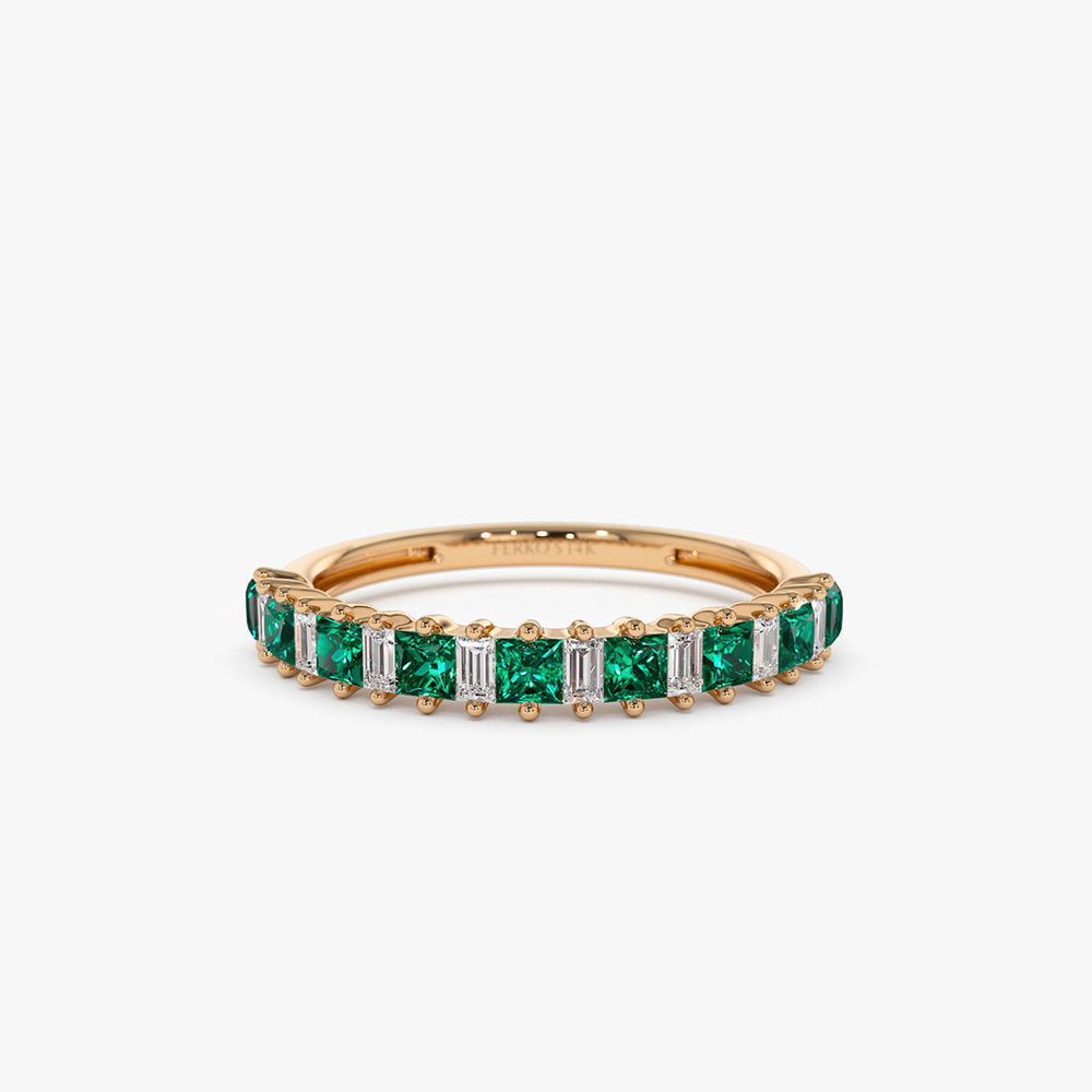OBFJ1999 - 14k Unique Princess Cut Emerald and Baguette Diamond Ring 4