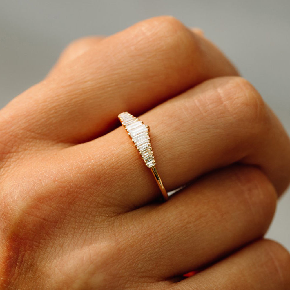 OBFJ1962 - 14K Baguette Diamond Tiara Ring 3