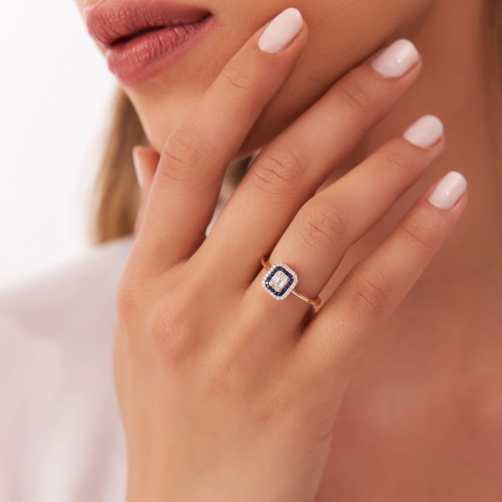 OBFJ1099 - 14k Baguette and Round Sapphire Ring with Halo Setting 3
