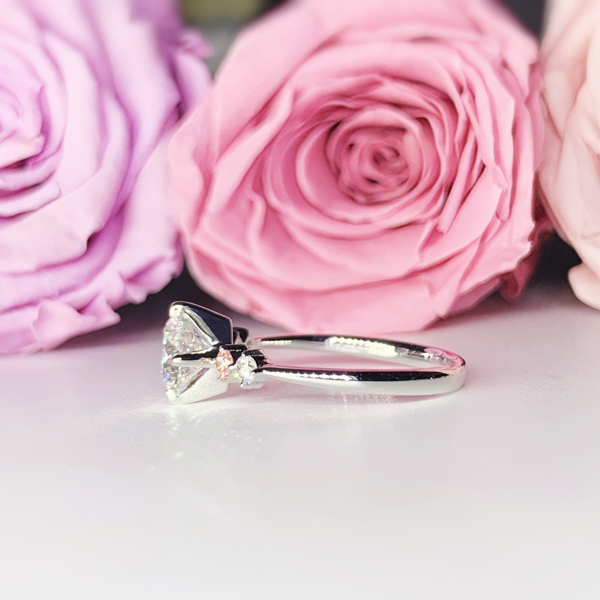 LGT031 - [Setting Only] Side Stone Diamond Engagement Ring