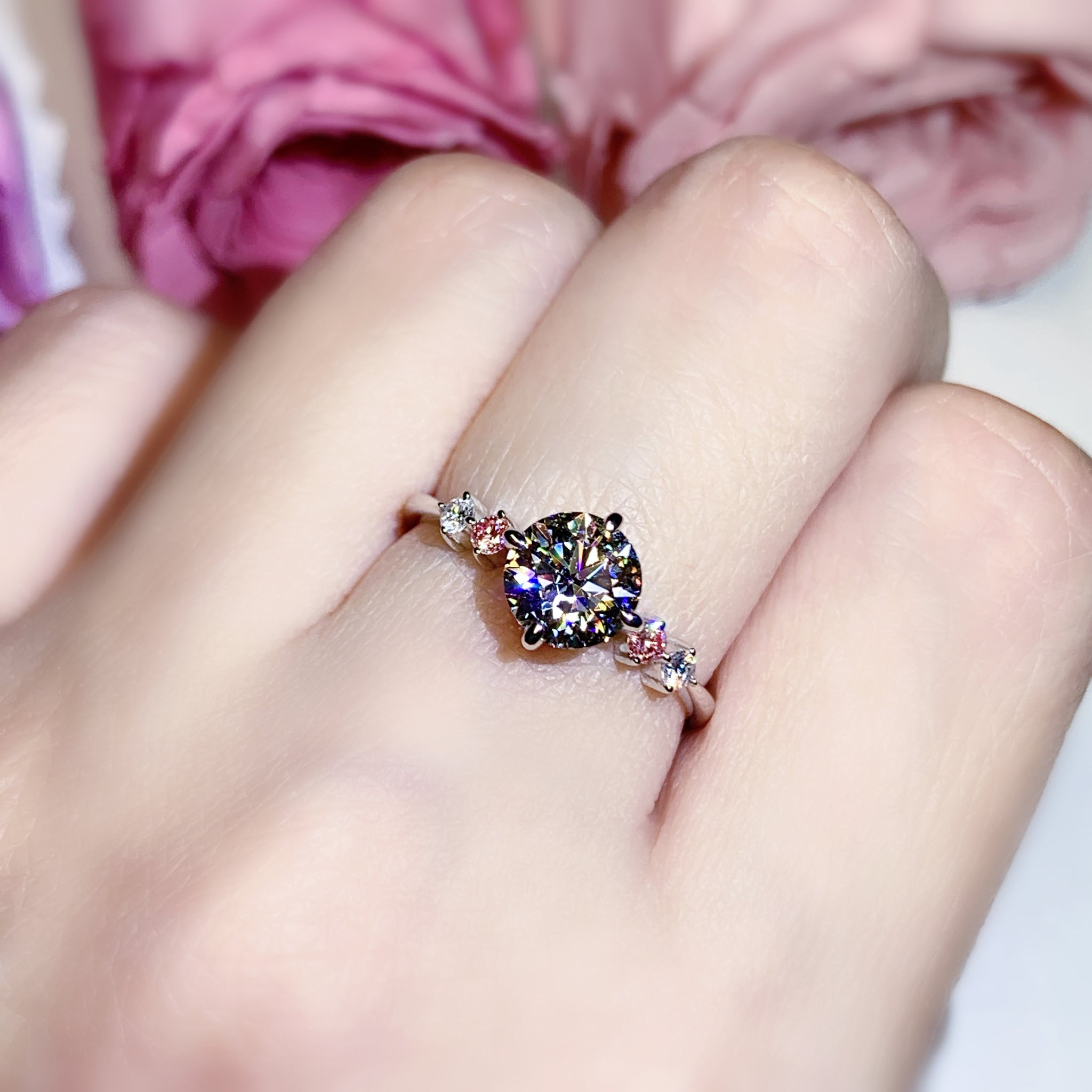 LGT031 - [Setting Only] Side Stone Diamond Engagement Ring