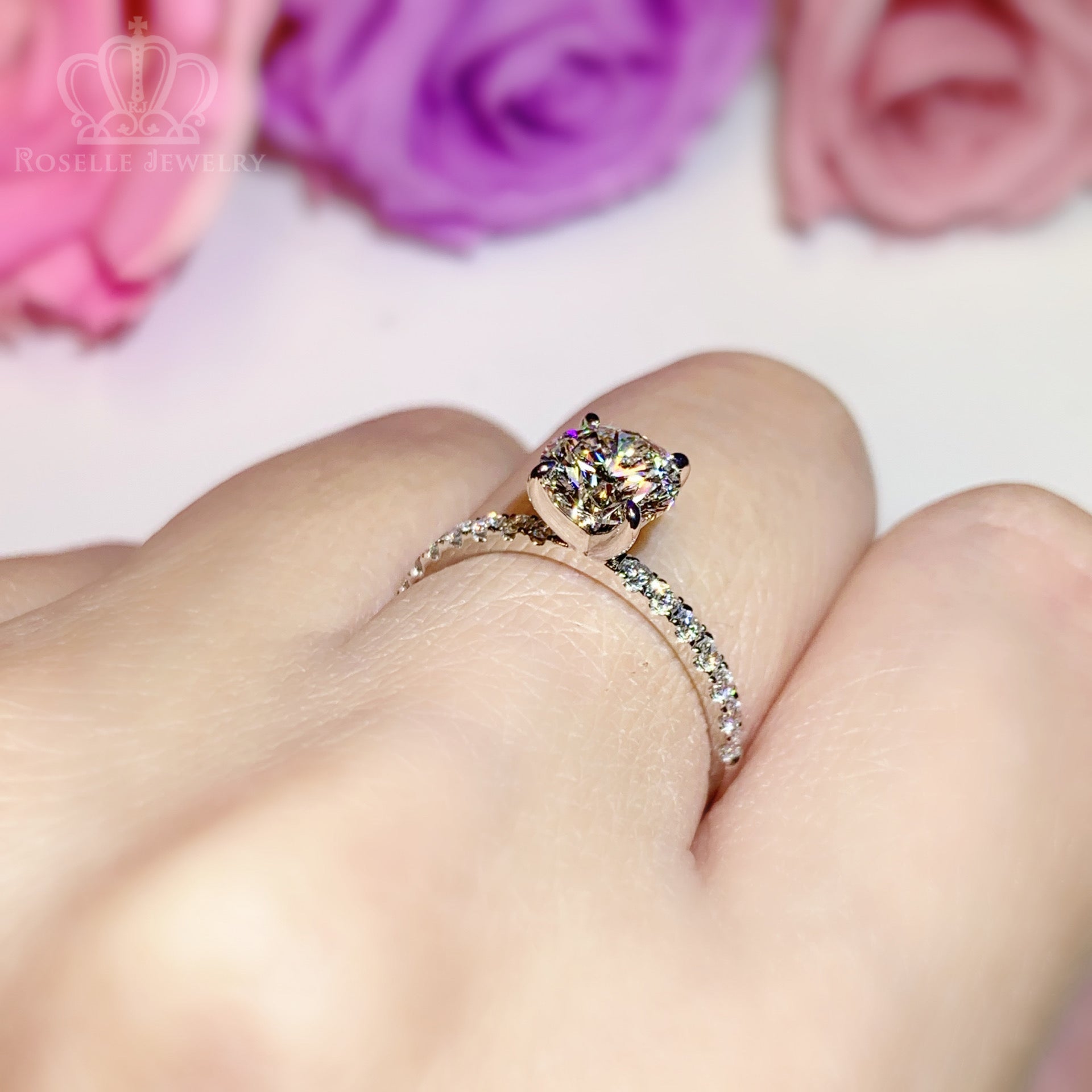 LGR050 - [Setting Only] Side Stone Lab Grown Diamond Engagement Ring