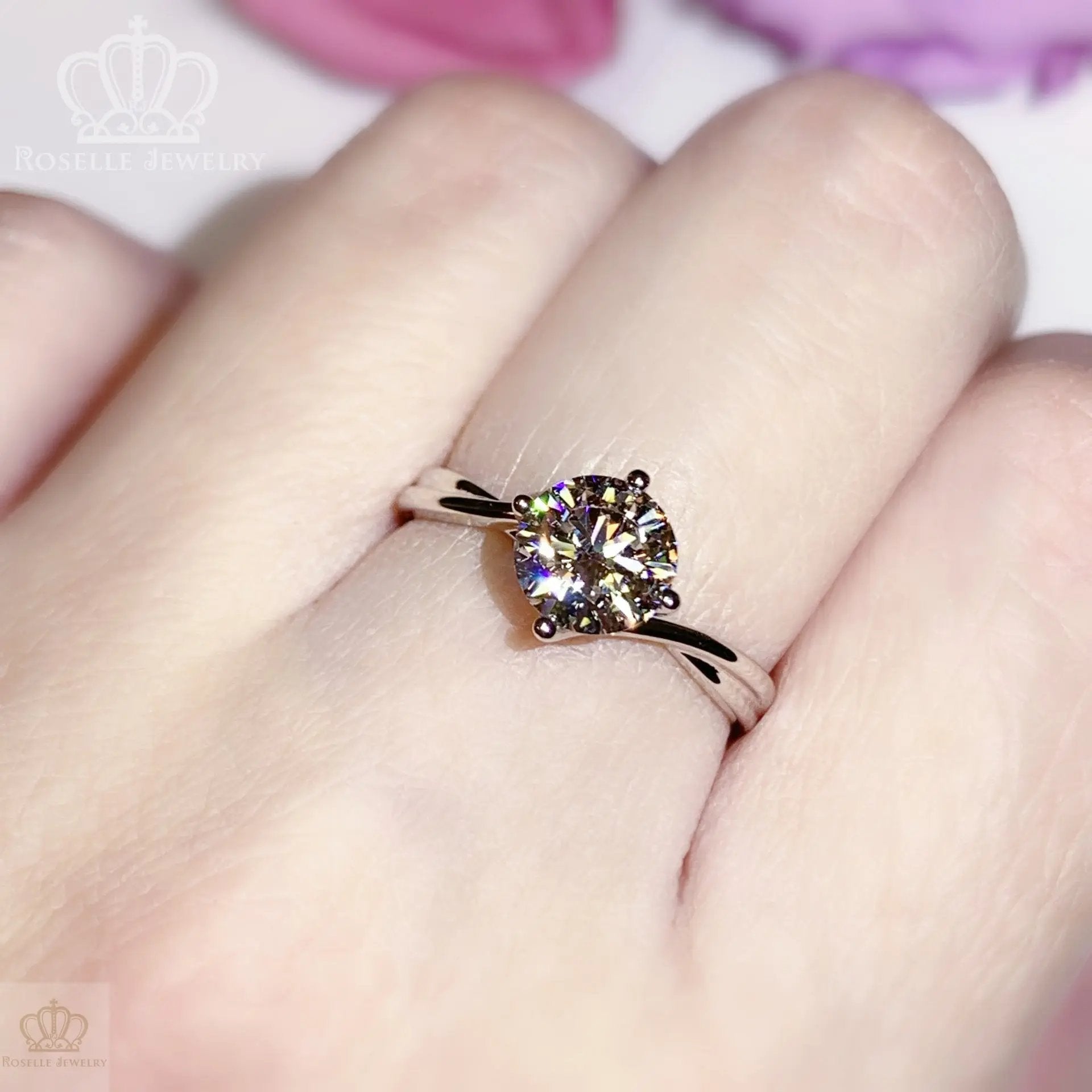 LGR103 - [Setting Only] Twist Solitaire Engagement Ring CHARLISA™