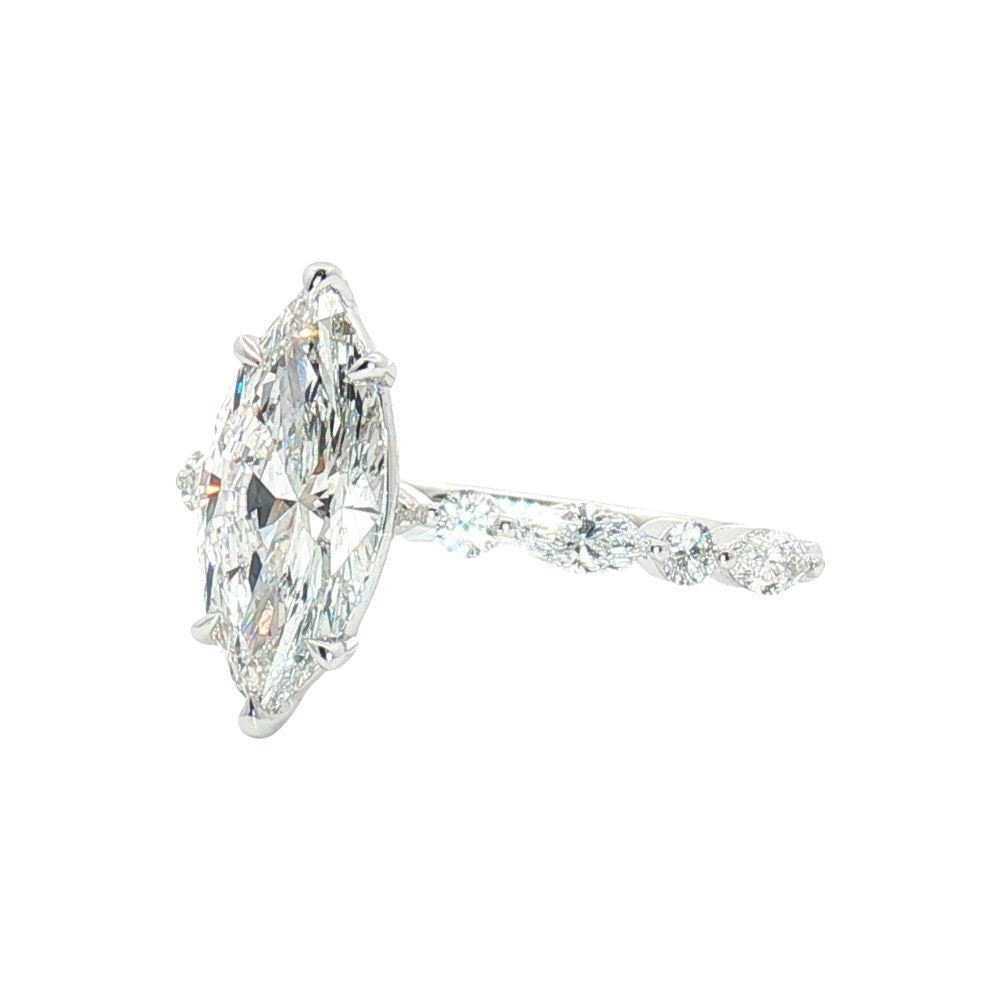 LGT0138 - [Setting Only] Pear Cut Engagement Ring with Alternating Marquise & Round Diamond Band