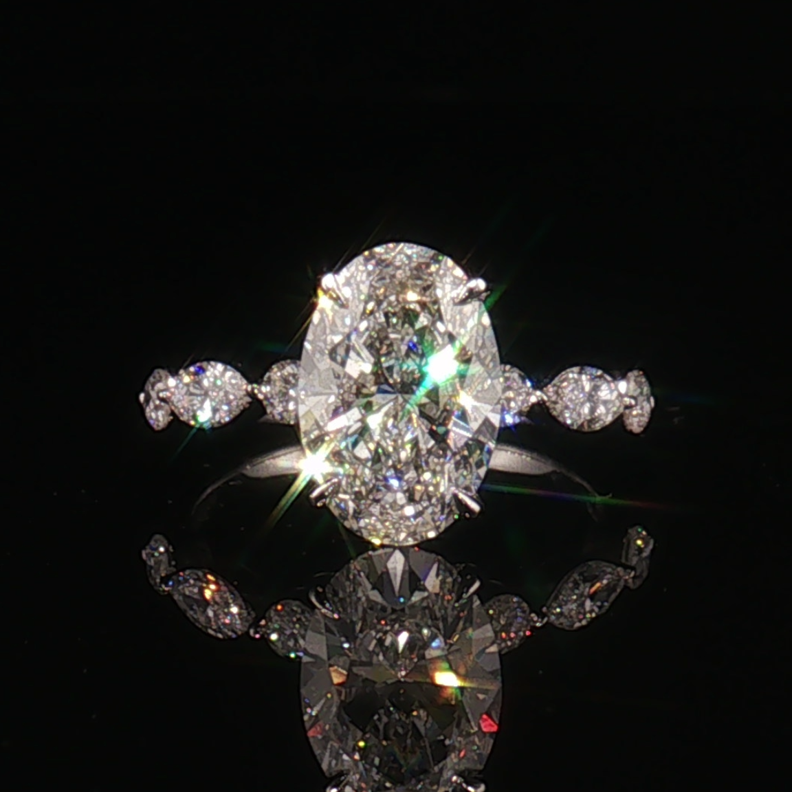 LGT0401 - [Setting Only] Oval Cut Sidestone Engagement Ring