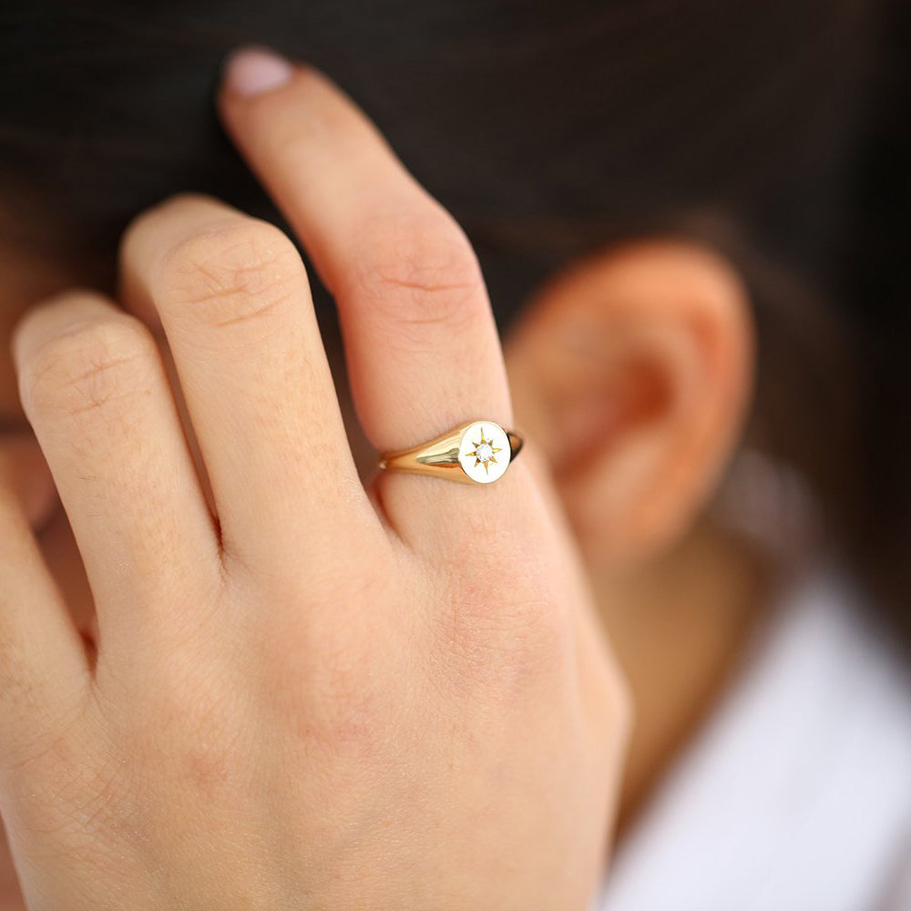 OBFJ1633 - 14K Gold Starburst Diamond Signet Ring 2