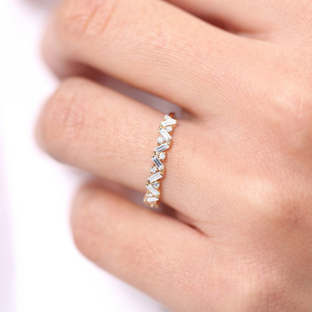 OBFJ1781 - 14K Gold Slanted Baguette and Round Diamond Ring 2