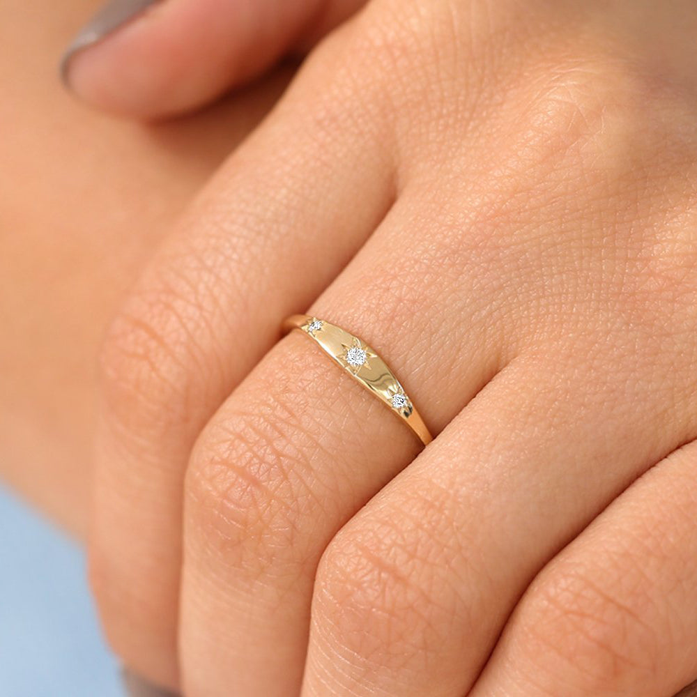 OBFJ1878 - 14K Gold Star Setting 3 Diamond Stacking Ring 3