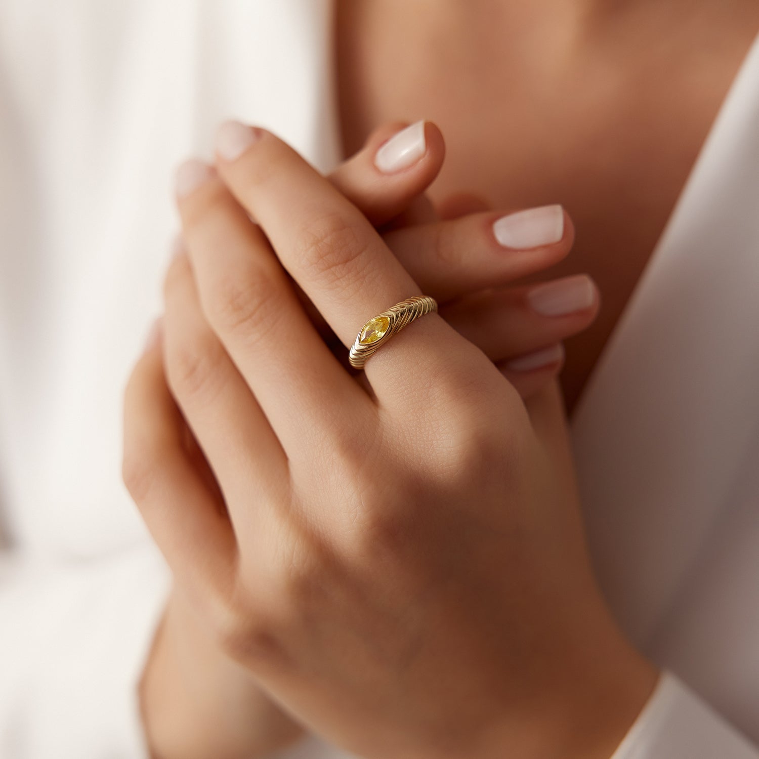OBFJ1435 - 14k Marquise Shape Citrine Beveled Ring 3