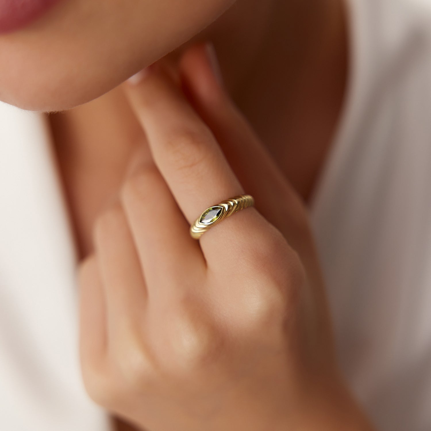 OBFJ1433 - 14k Marquise Shape Peridot Beveled Ring 2