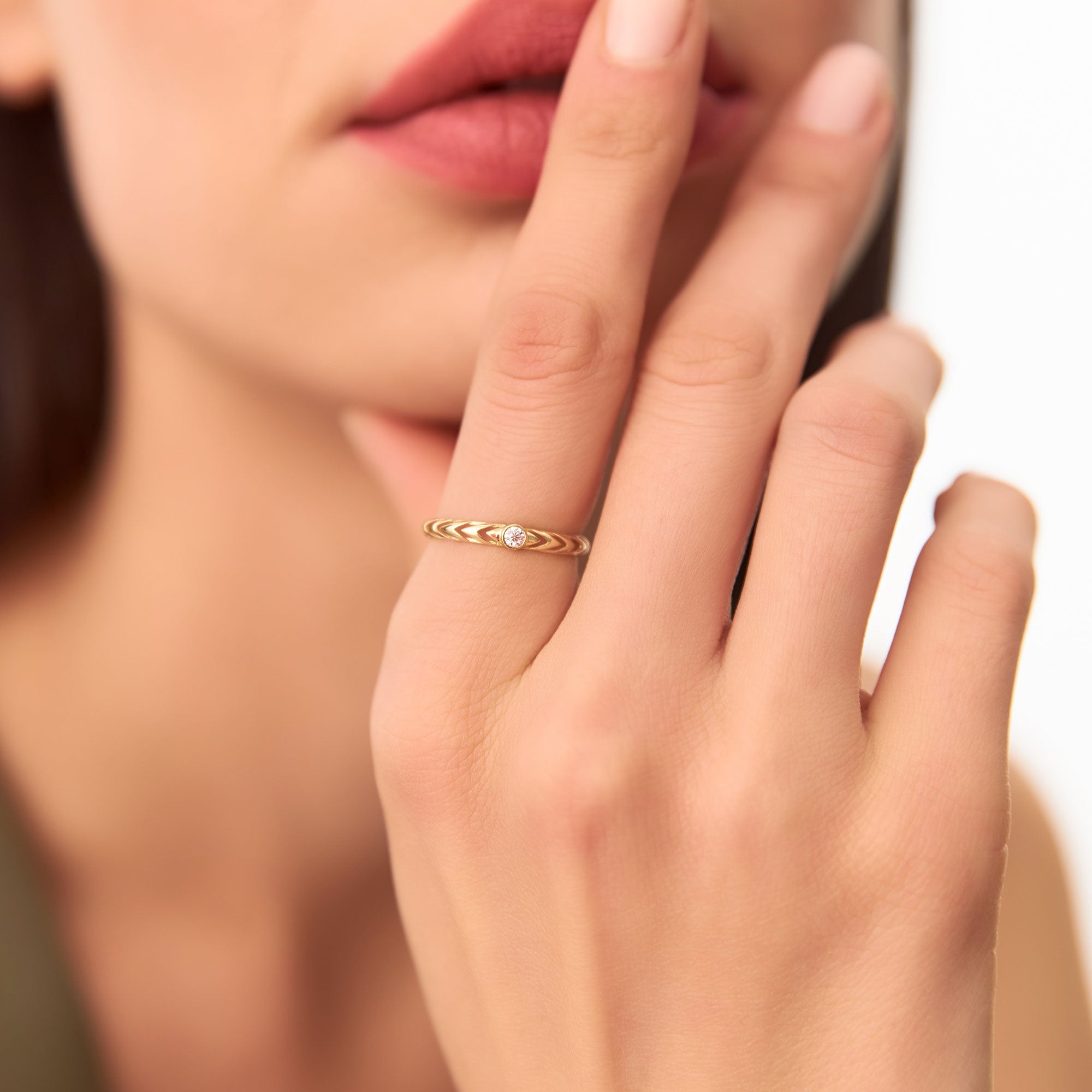 OBFJ1293 - 14k Gold Unique Diamond Modern Ring 3