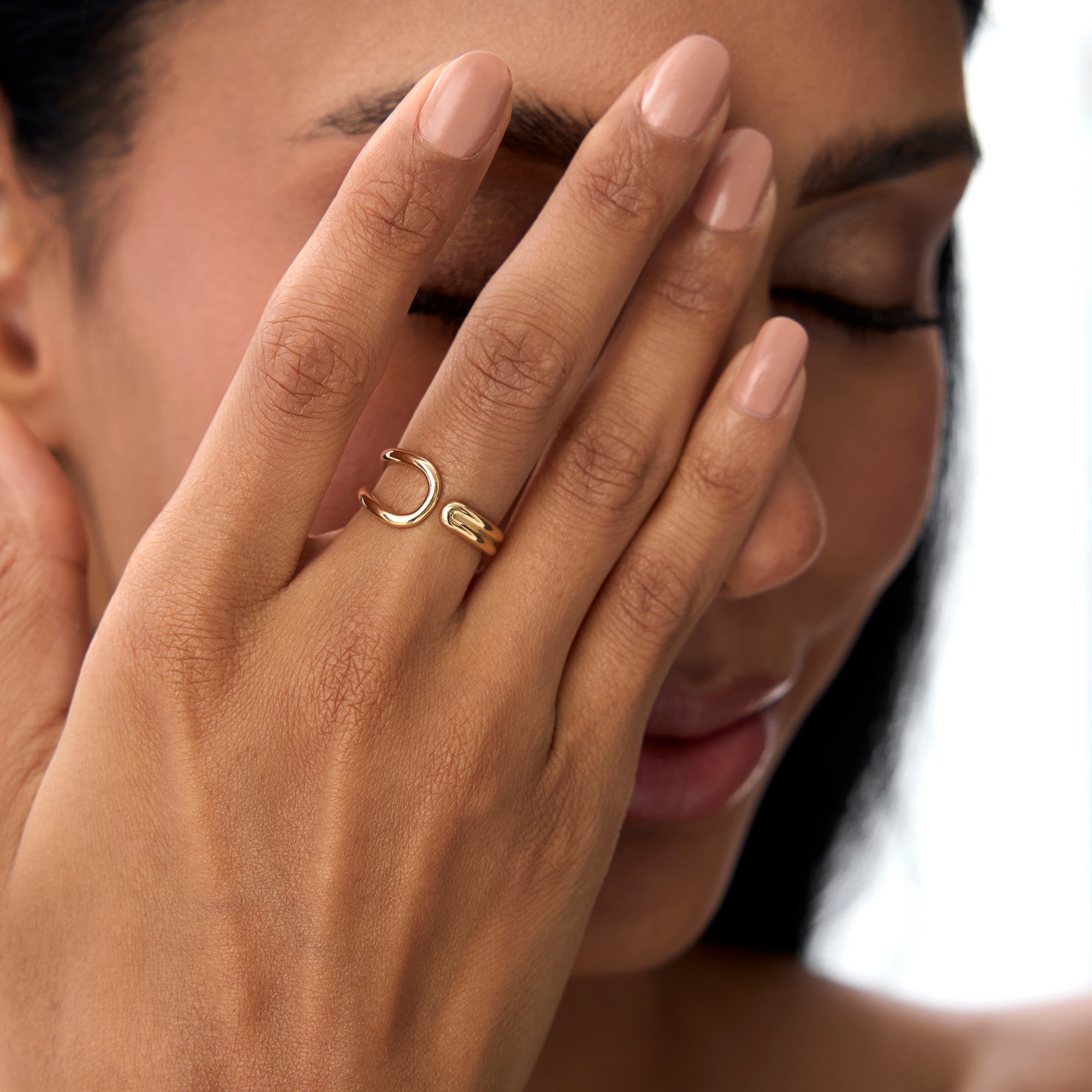 OBFJ0865 - 14k Modern Minimalist Statement Ring 3