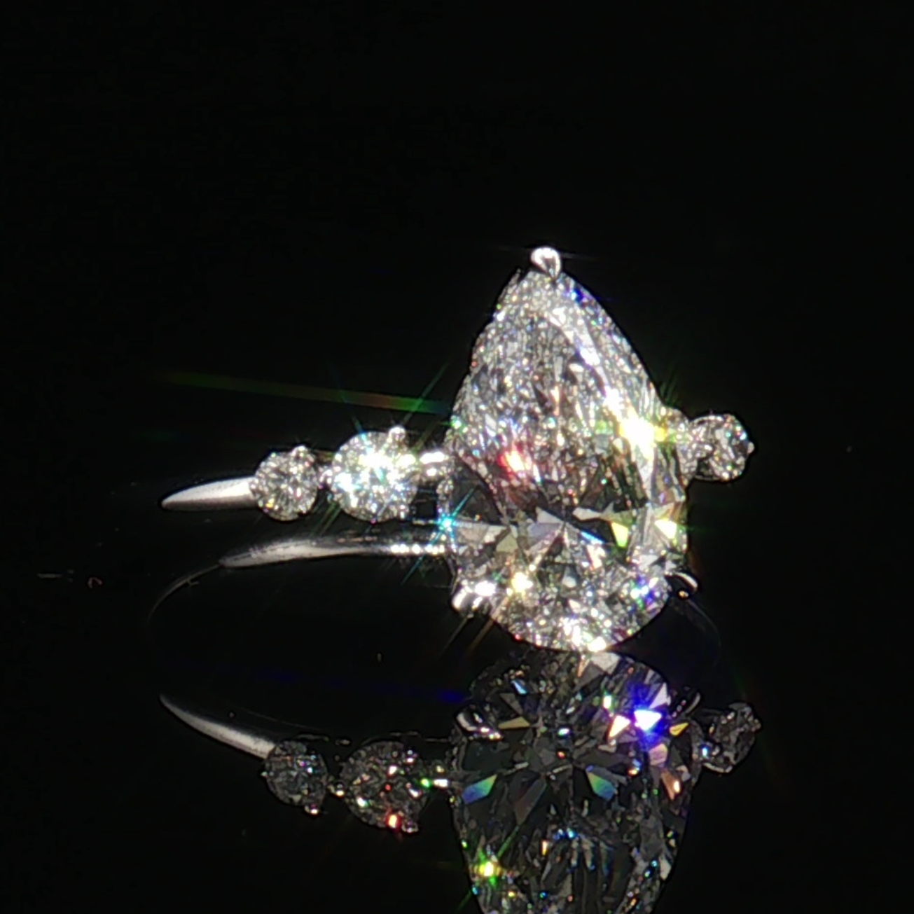 LGT0239 - [Setting Only] Pear Cut Vintage Inspired Side Stone Engagement Ring